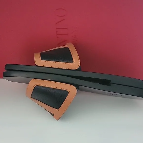 MEN Valentino Black and Brown Logo Slides SIZE 41 - Picture 7 of 10